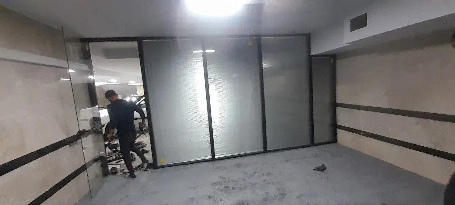 شیشه بالکنی /شیشه تاشو / شیشه ریلی|خدمات پیشه و مهارت|تهران, کرمان|دیوار