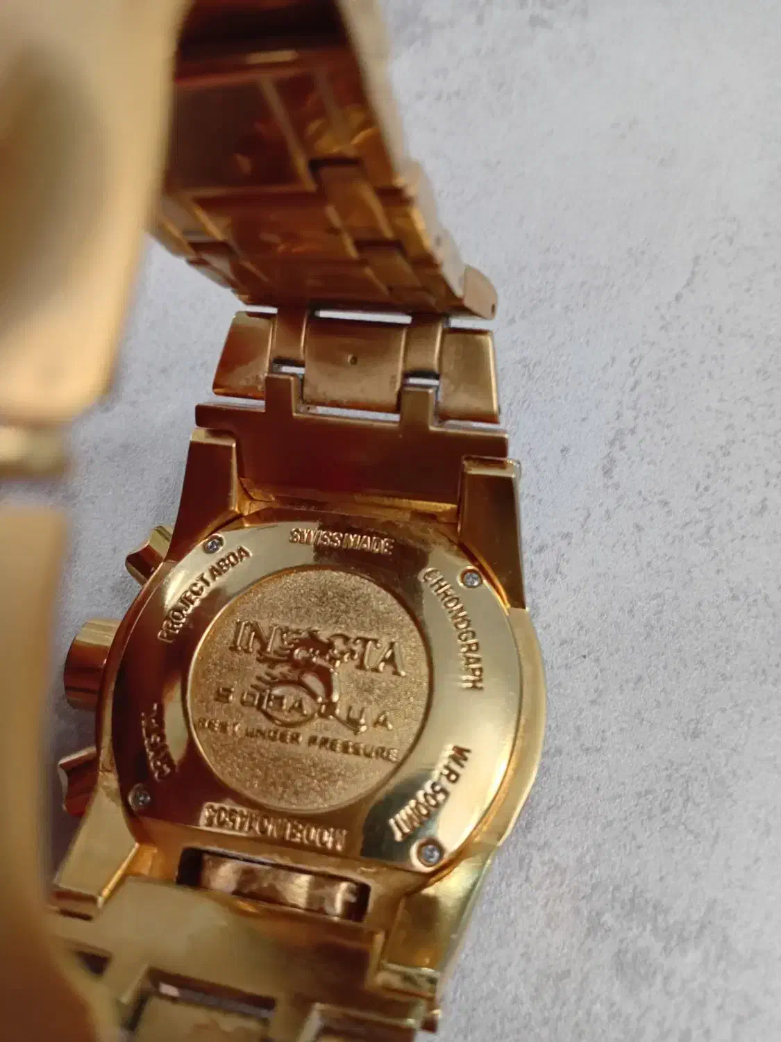 ساعت مچی برند سوئیسی آمریکایی|ساعت|پاکدشت, حصار امیر|دیوار