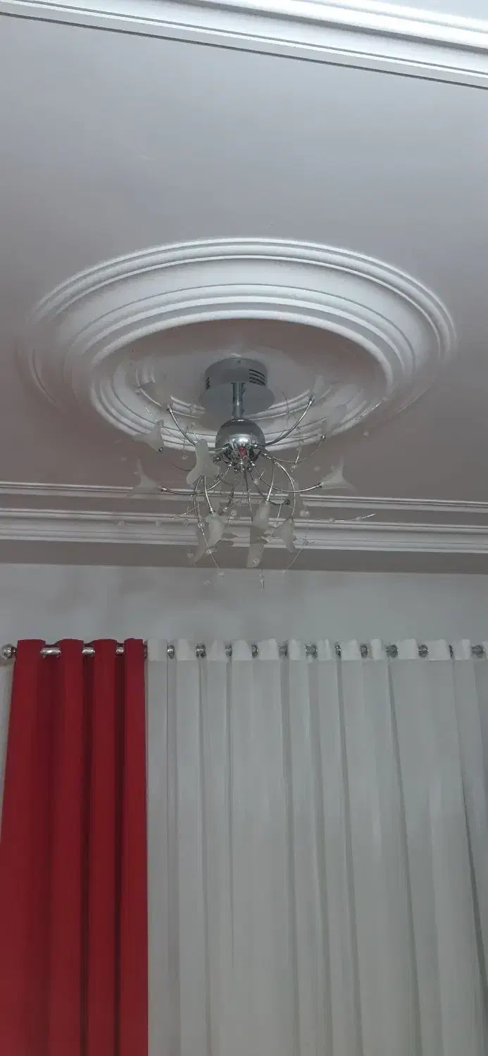 لوستر کلاسیک زیبا|لوستر و چراغ آویز|رشت, چمارسرا|دیوار