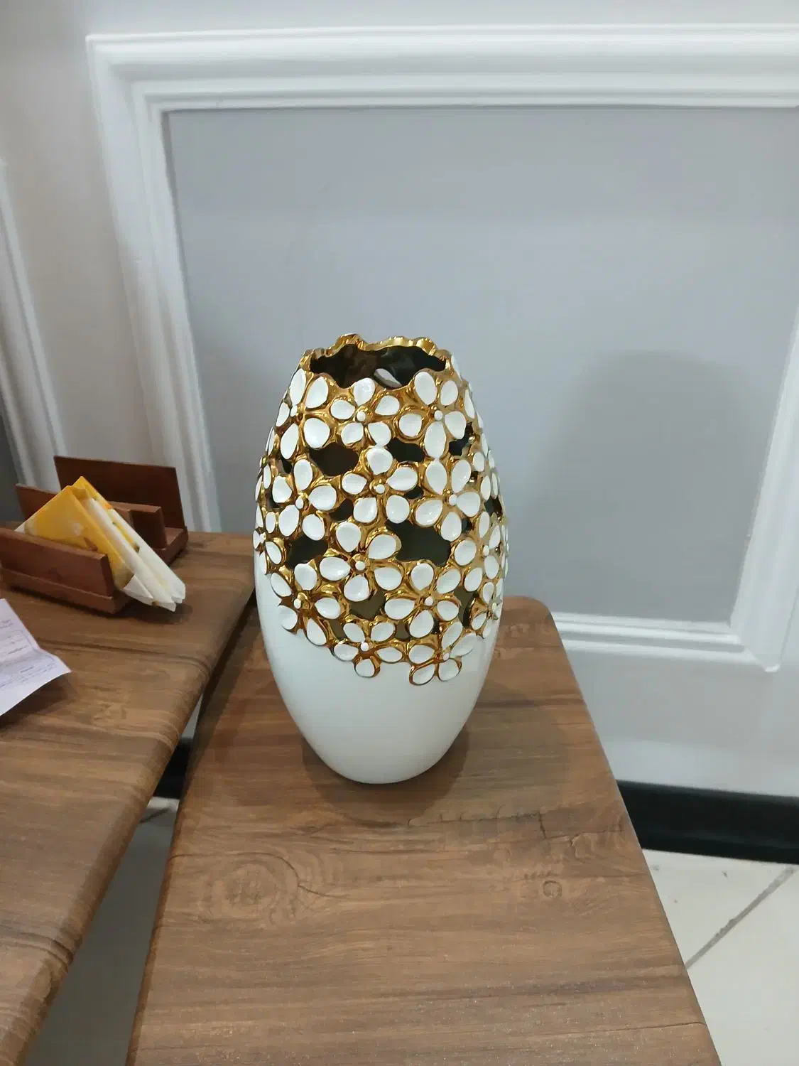 گلدون بزرگ چینی|صنایع دستی و سایر لوازم تزئینی|مشهد, مشکینی (شهرک غرب)|دیوار