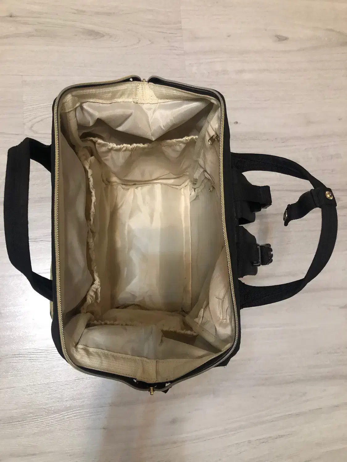 کوله پشتی مادر نوزاد برند هیماواری درحد نو|کیف، کفش، کمربند|ارومیه, |دیوار