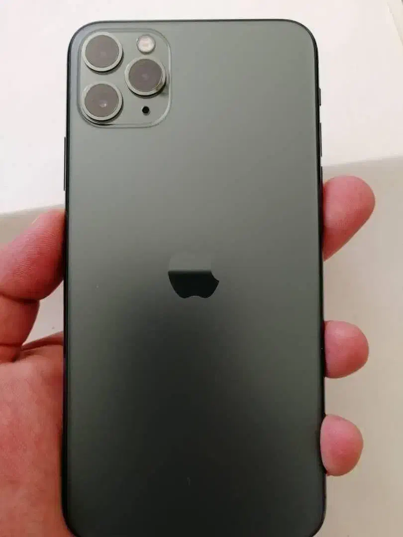 آیفون 11|موبایل|بم, |دیوار