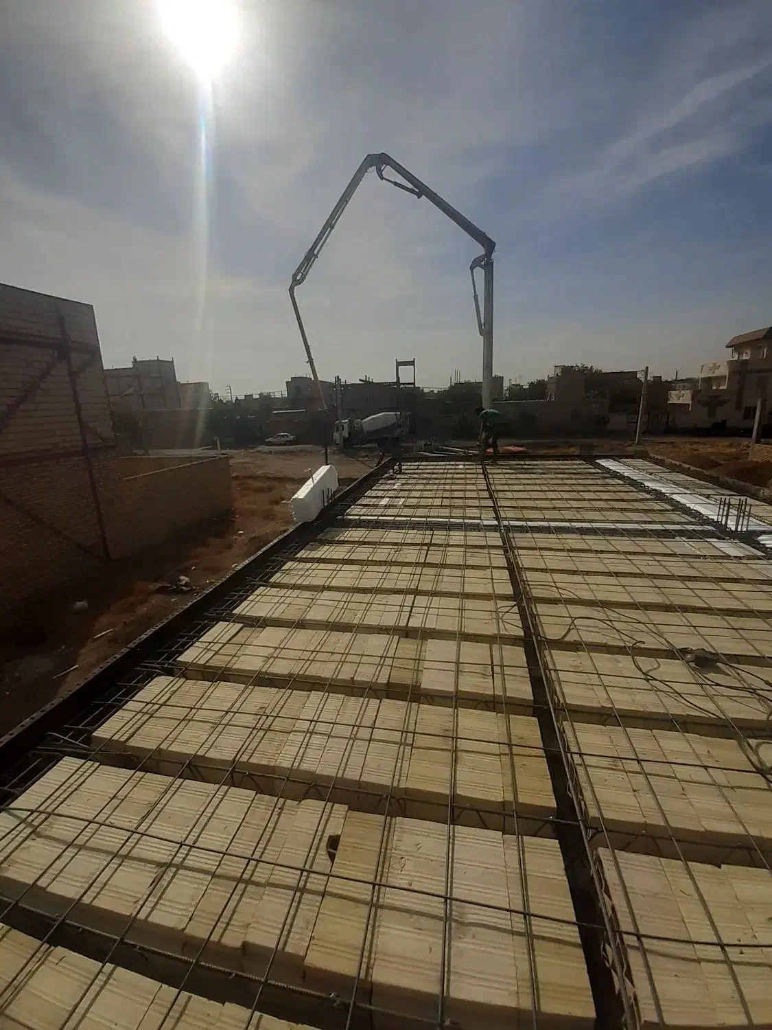 آرماتور بندی ساختمان کلی وجزئی با قیمت مناسب|خدمات پیشه و مهارت|اسفرورین, |دیوار