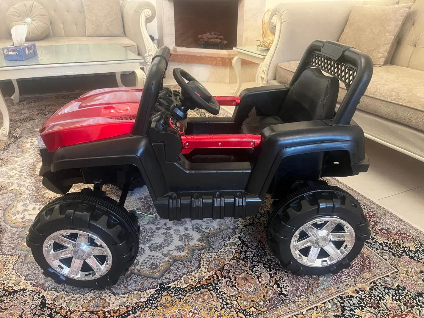 ماشین شارژی|اسباببازی بچه|ساری, |دیوار