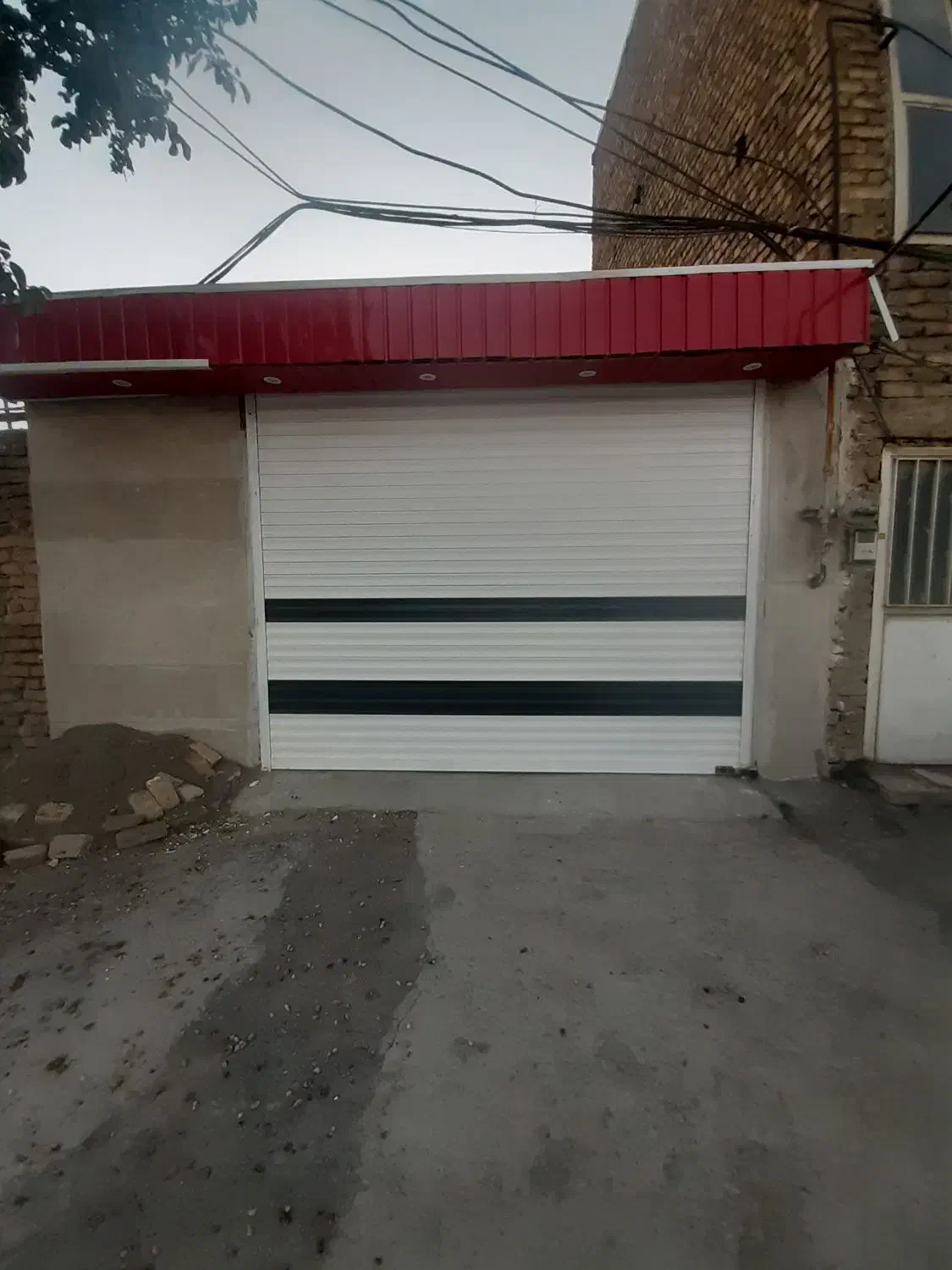 تولید کننده کرکره برقی و شیشه سکوریت|خدمات پیشه و مهارت|اراک, |دیوار