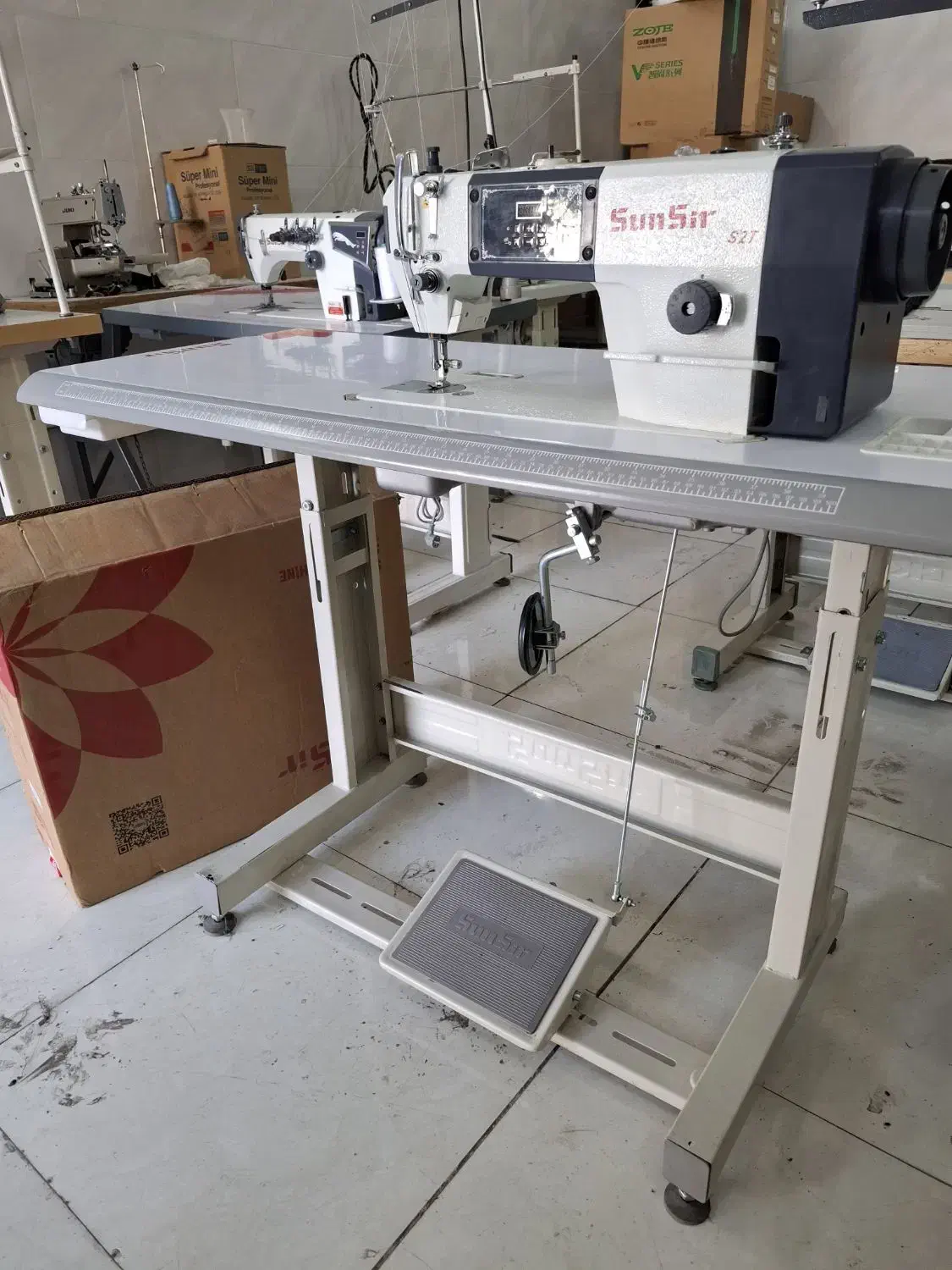 چرخ‌خیاطی راسته نیم کامپیوتری سانسیر سرنخ زن|چرخ خیاطی و ریسندگی|تهران, سجاد|دیوار