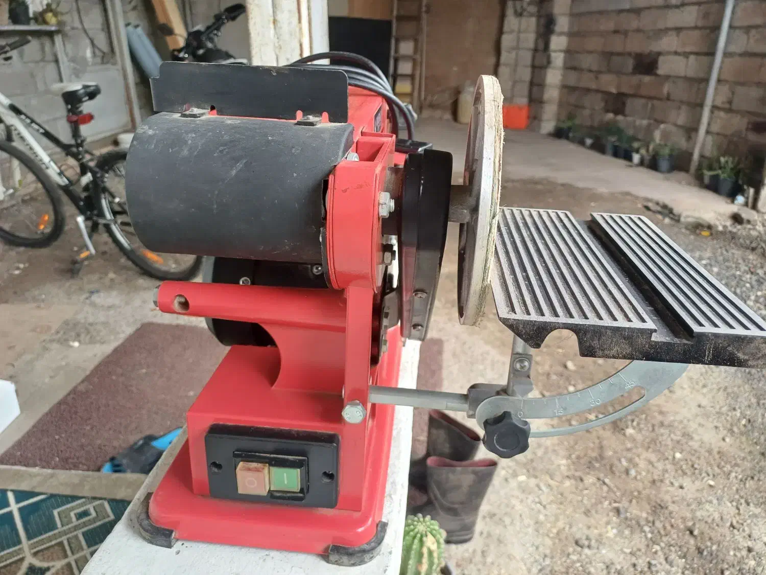 سنباده نواری و دیسکی محک ، سنباده لرزان توسن|ابزارآلات|لنگرود, |دیوار