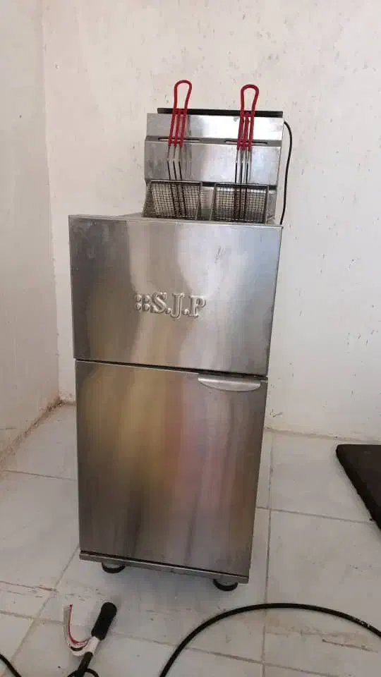 سرخ کن|اجاق گاز و لوازم برقی پخت‌وپز|کرج, مهرویلا جنوبی|دیوار