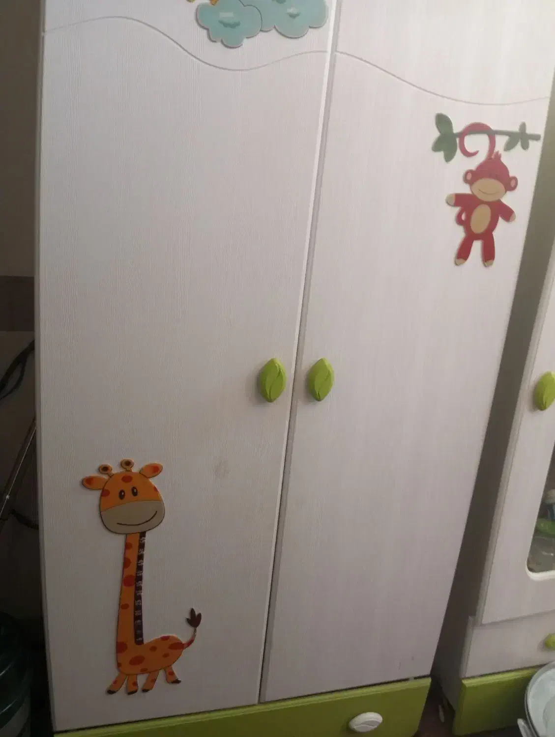 تخت خواب کمد کودک نوجوان|تخت و سرویس خواب|نجفآباد, قلعه سفید|دیوار