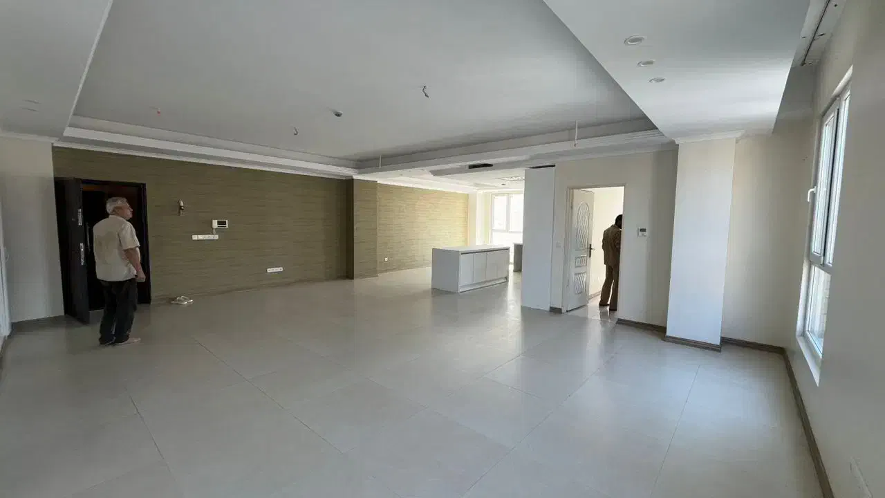 ۱۴۵متر / ۳ خواب / تخلیه / فول بازسازی/ شهرک غرب