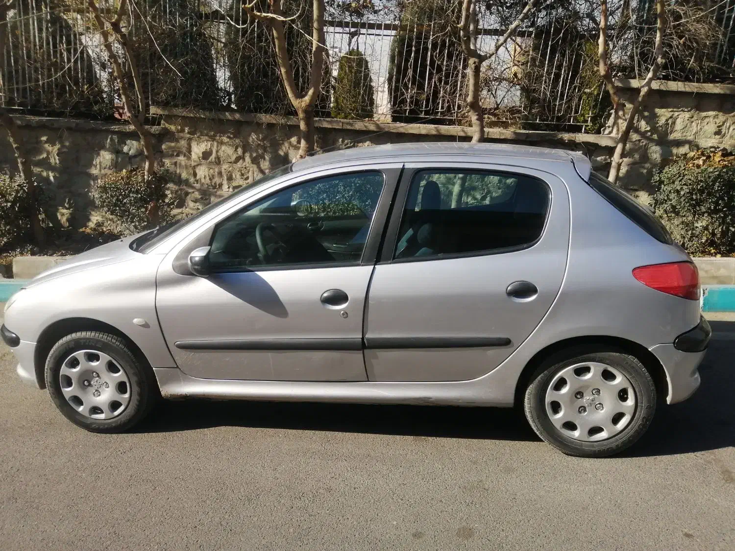 206 مدل 82 تیپ 2|خودرو سواری و وانت|تهران, مینی‌سیتی (شهرک نفت)|دیوار