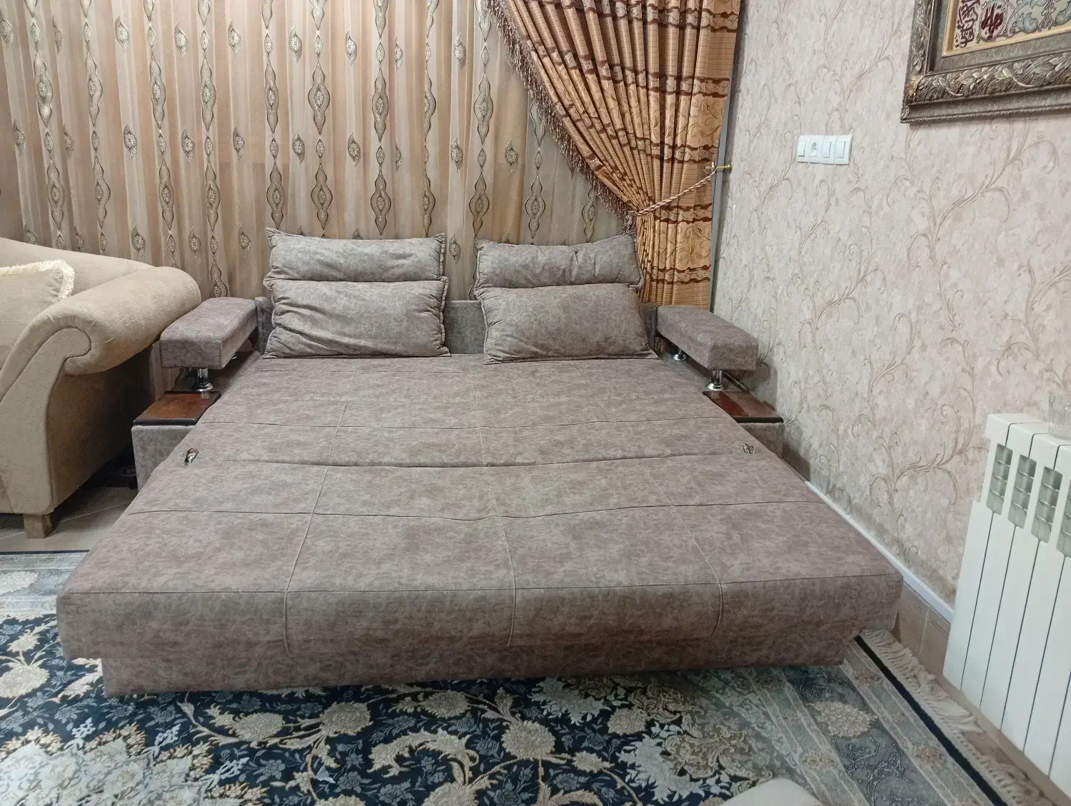 تخت تا شو|تخت و سرویس خواب|قم, زنبیل آباد|دیوار