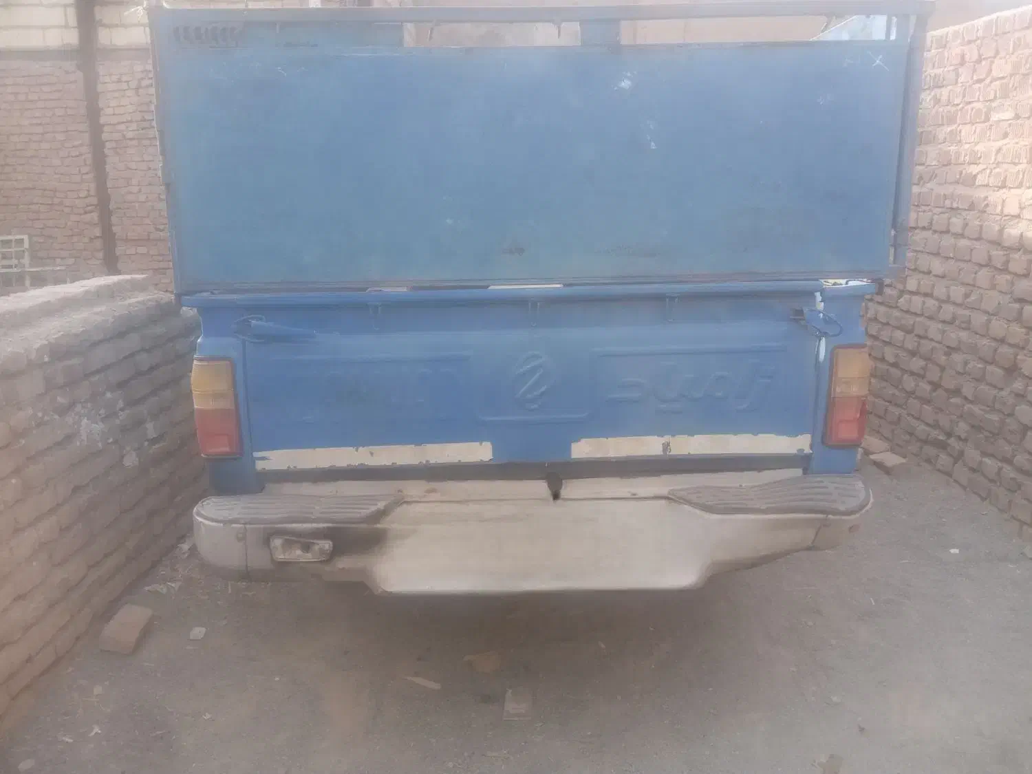 ماشین گازوئیلی دیزل نیسان|خودرو سواری و وانت|نهبندان, |دیوار