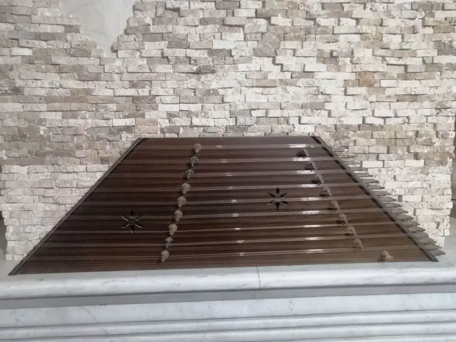 سنتور|سازهای سنتی|نیشابور, دارایی|دیوار