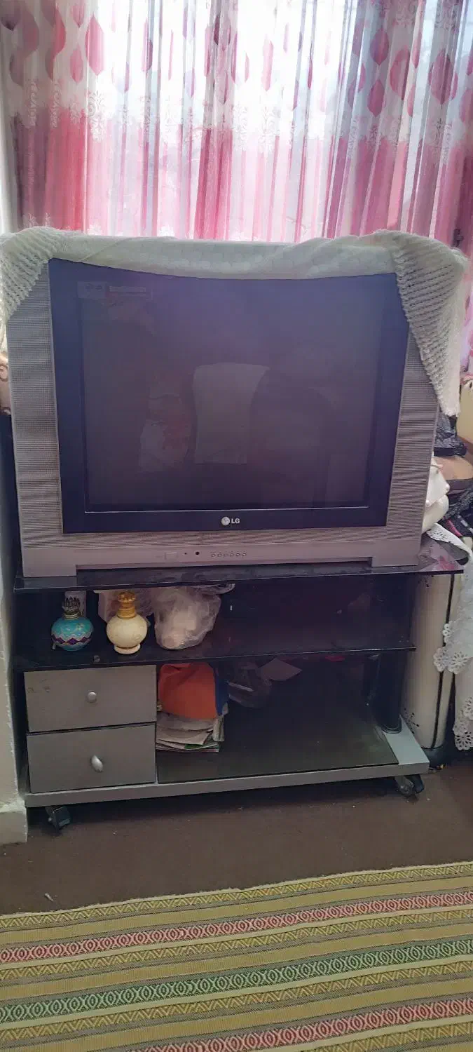 میز تلویزیون و تلویزیون|تلویزیون و پروژکتور|بیرجند, |دیوار