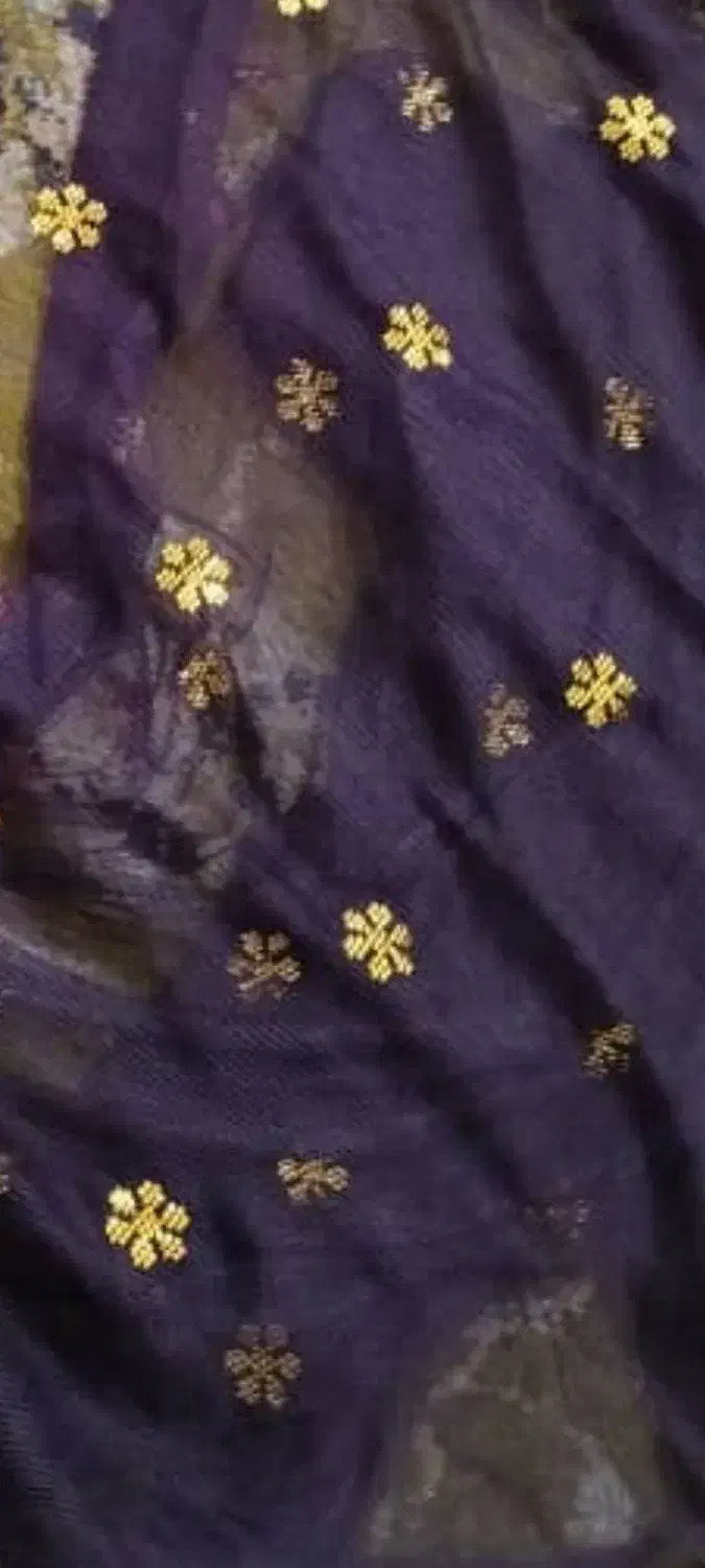 جلویل خوسی|لباس|بندرلنگه, |دیوار