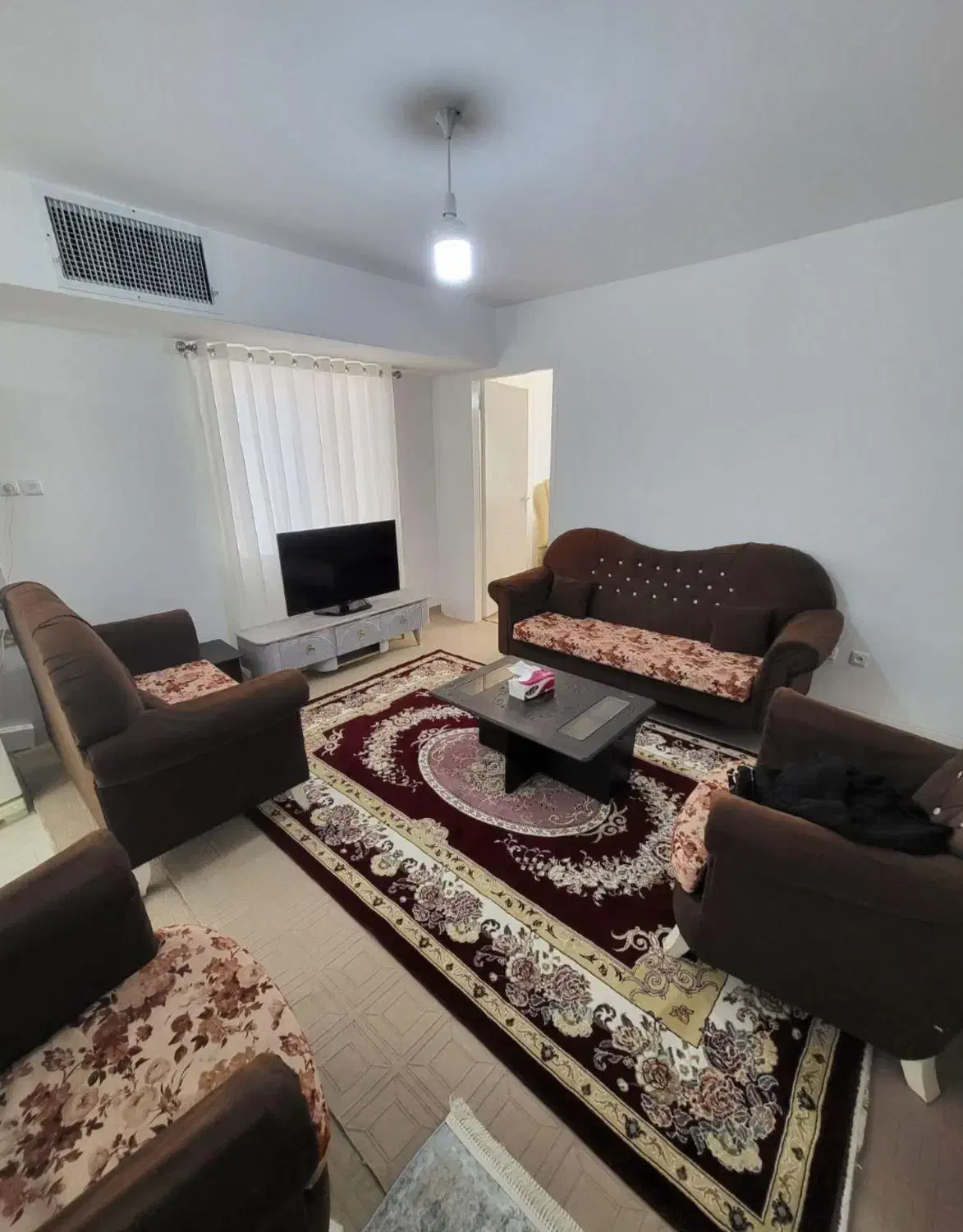 اجاره آپارتمان روزانه بهاران|اجارهٔ کوتاهمدت آپارتمان و سوئیت|سنندج, |دیوار