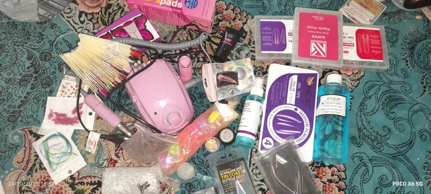 لوازم کاشت ناخن|آرایشی، بهداشتی، درمانی|بردسیر, |دیوار