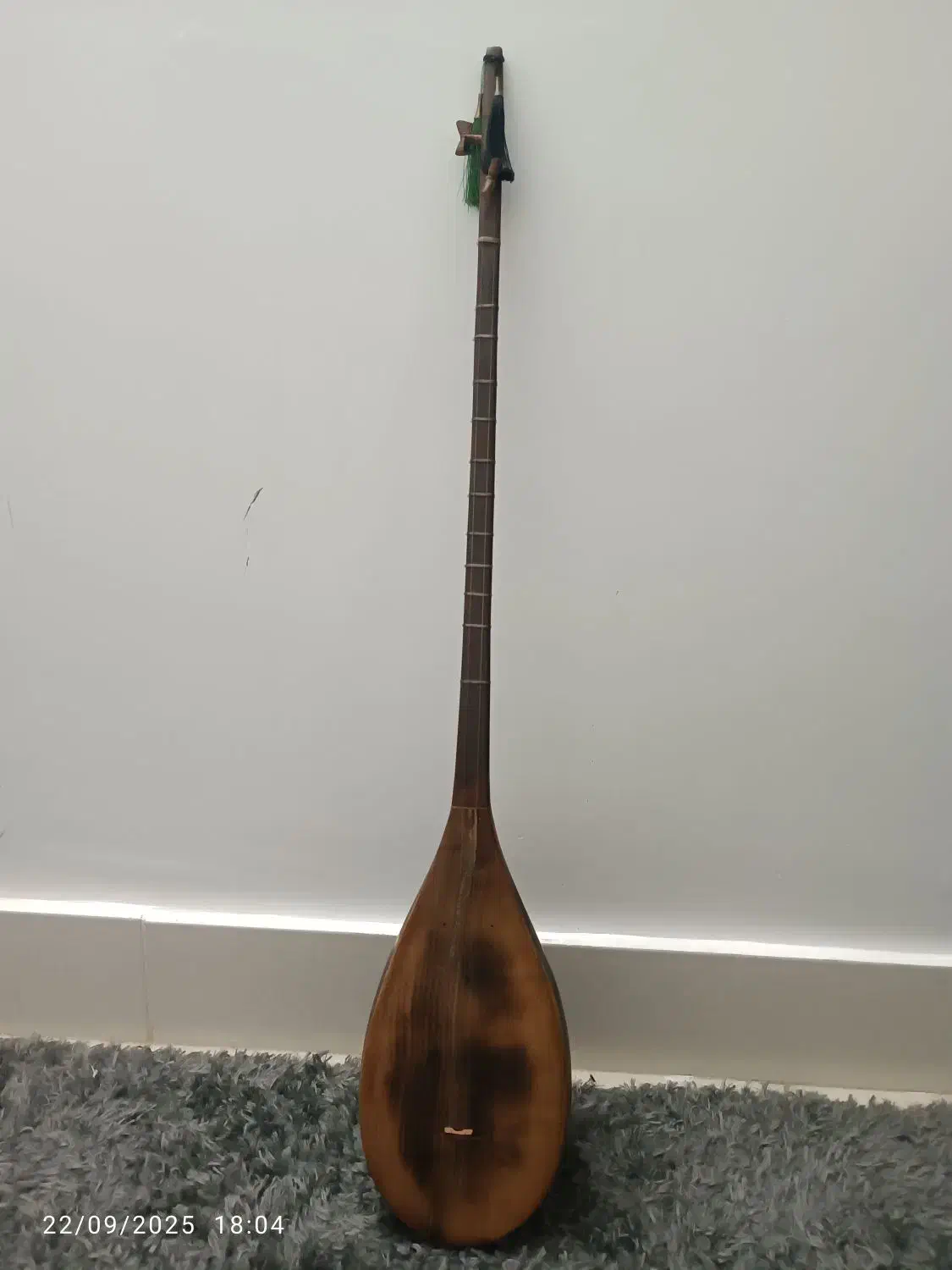 دوتار خوش صدا|سازهای سنتی|بجنورد, |دیوار