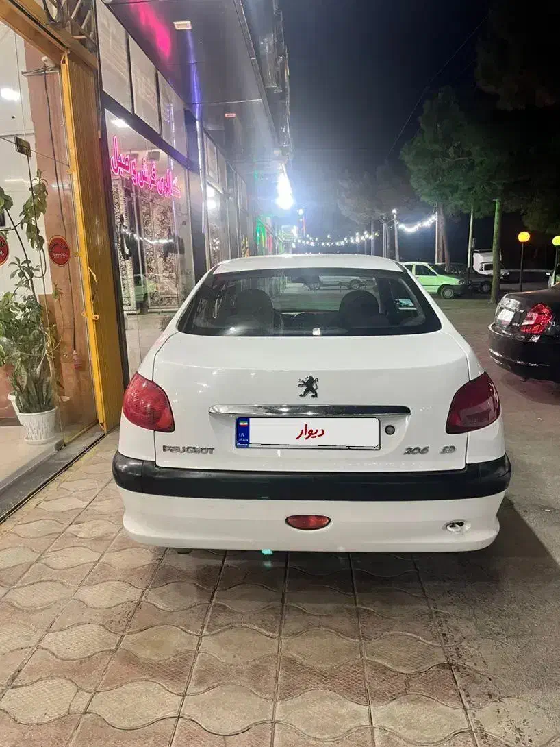 ۲۰۶ مدل ۹۸|خودرو سواری و وانت|لنجان, |دیوار