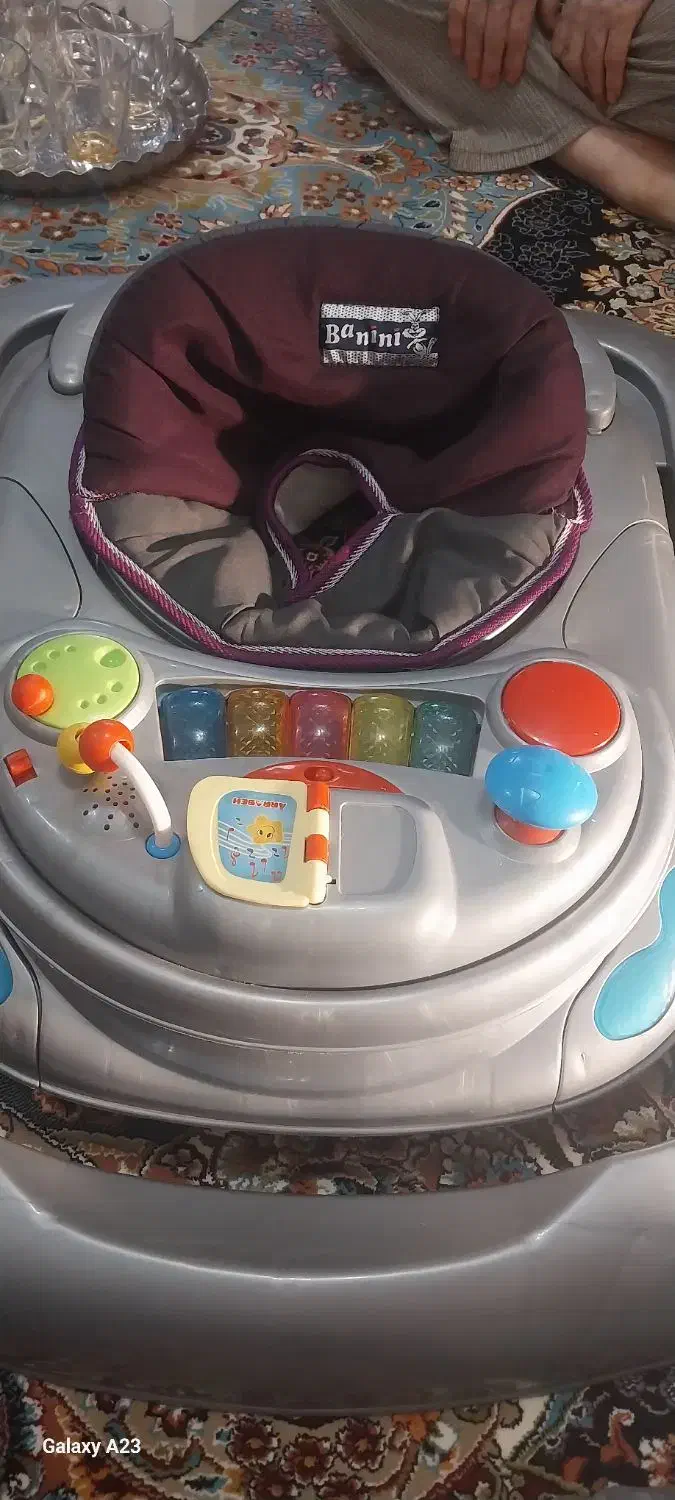 روروئک کودک درحدنو|کالسکه و لوازم جانبی|مبارکه, |دیوار