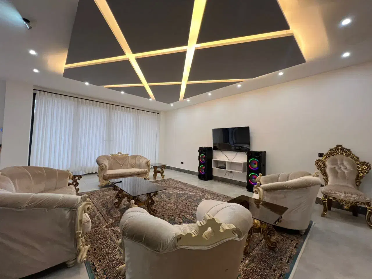 اجاره سوییت تکخواب ساحلی (ایزدشهر)نور|اجارهٔ کوتاه‌مدت آپارتمان و سوئیت|محمودآباد, |دیوار