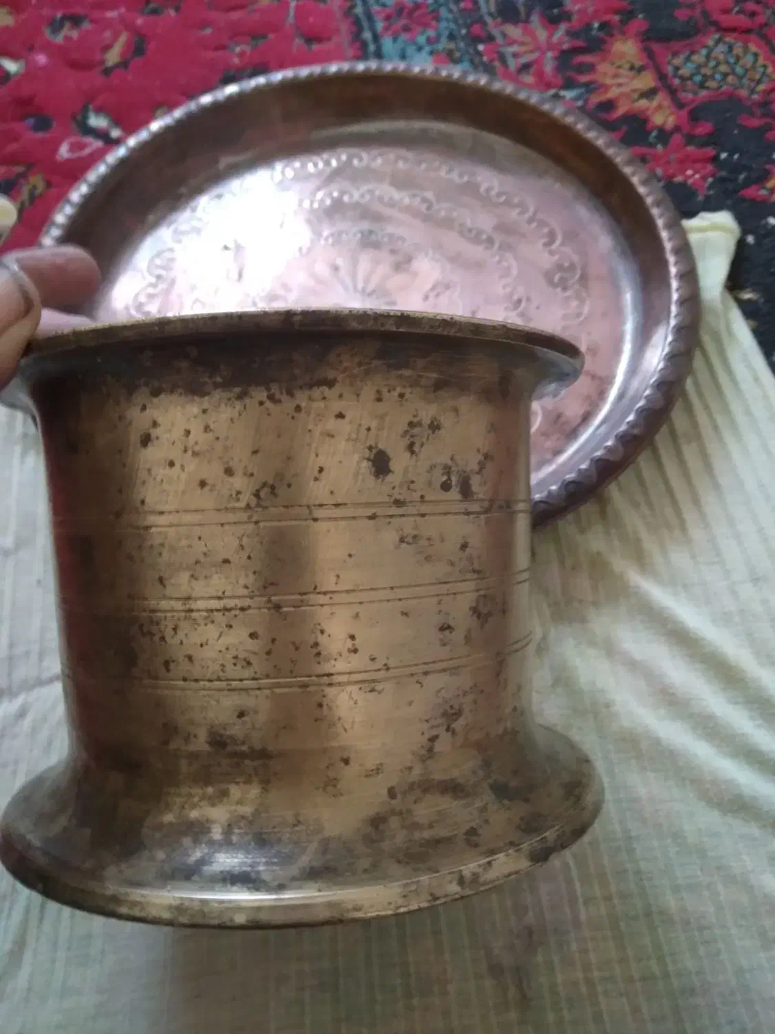 یک سینی ویک هونگ قدیمی|کلکسیون اشیاء عتیقه|منجیل, |دیوار