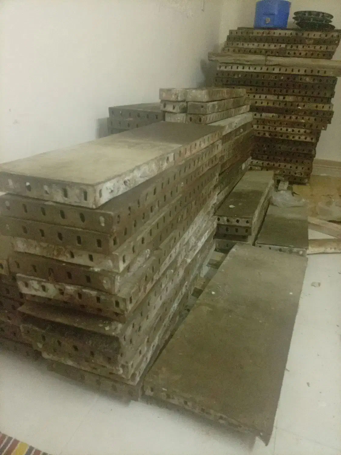 قالب فلزی 30در100و40در100در شهر قشم|مصالح و تجهیزات ساختمان|درگهان, |دیوار