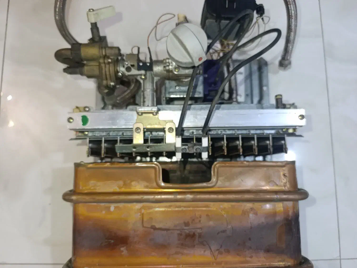 آبگرمکن بوتان b3215i|آبگرمکن، پکیج، شوفاژ|تهران, خواجه نظام الملک|دیوار
