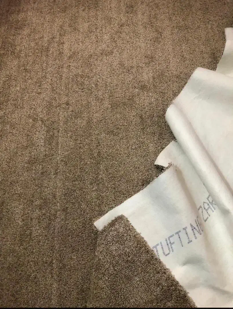 پالاز موکت سالم و در حد نو|موکت|قم, هفت تیر|دیوار