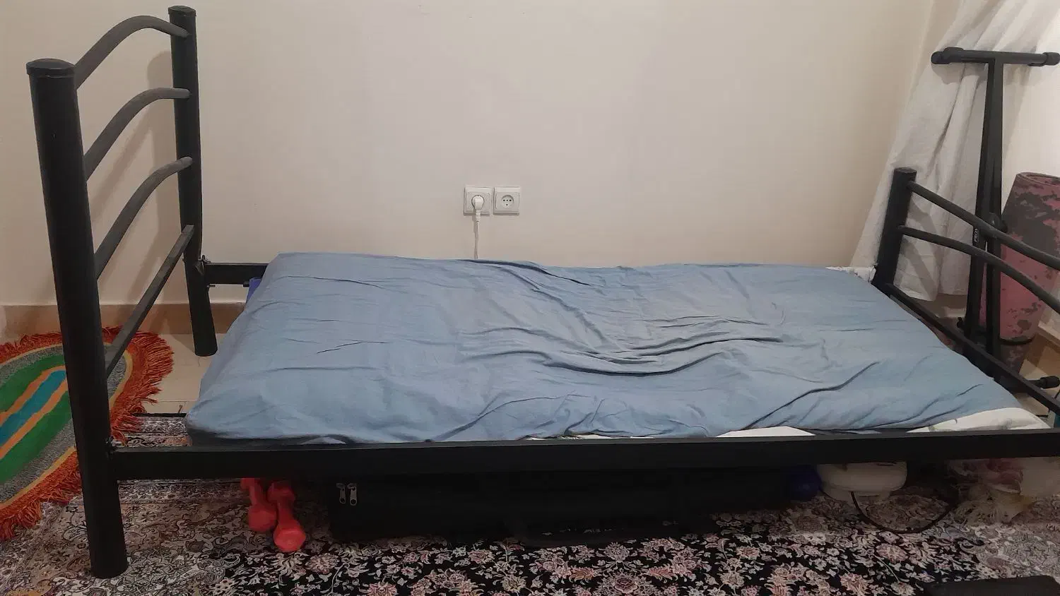 تخت فلزی طرح زیبا و راحت|تخت و سرویس خواب|تهران, افسریه جنوبی|دیوار