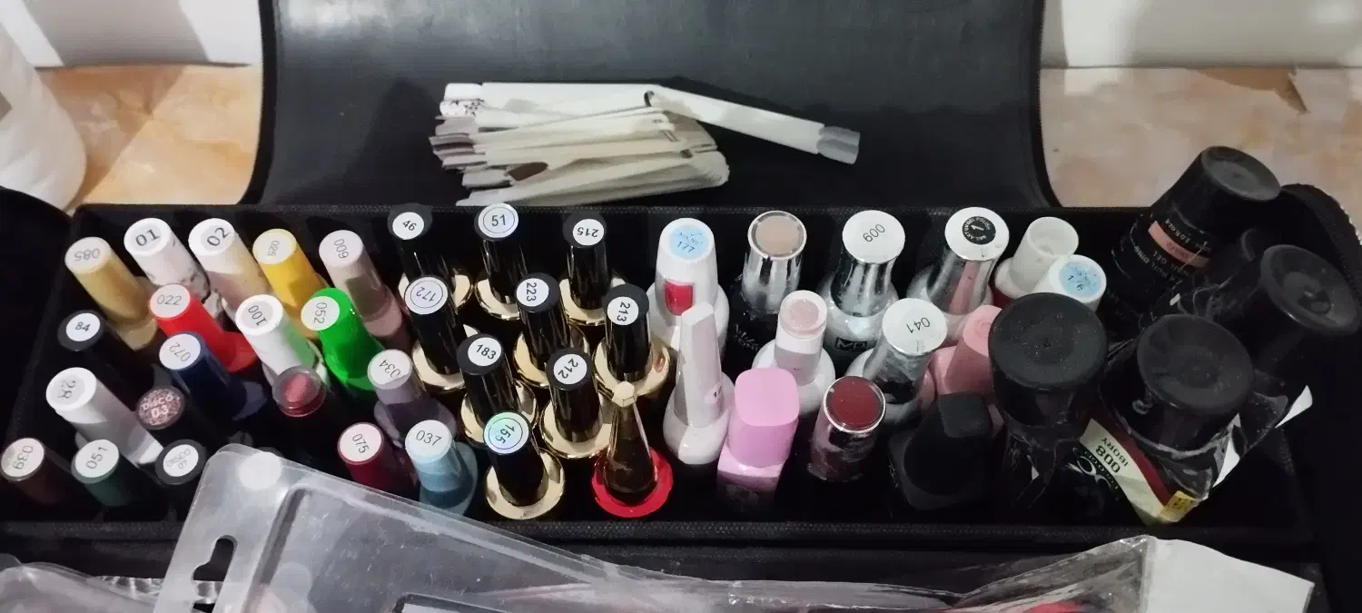 فروش وسایل کاشت ناخن|آرایشی، بهداشتی، درمانی|سقز, |دیوار