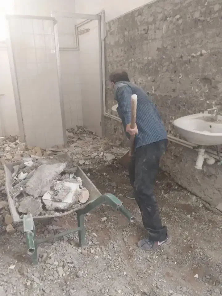 تخریب بافت قدیم یاجدید با نیروهای ماهر|خدمات پیشه و مهارت|قروه, |دیوار