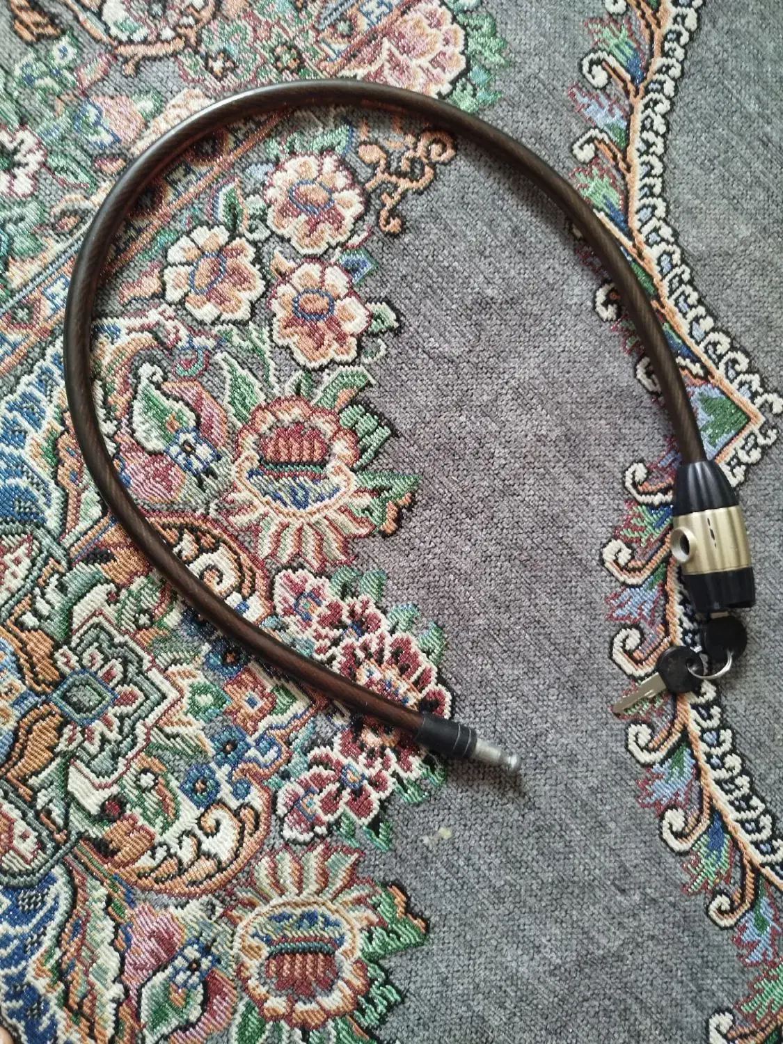 قفل دوچرخه|ابزارآلات|شیراز, کوشک میدان|دیوار