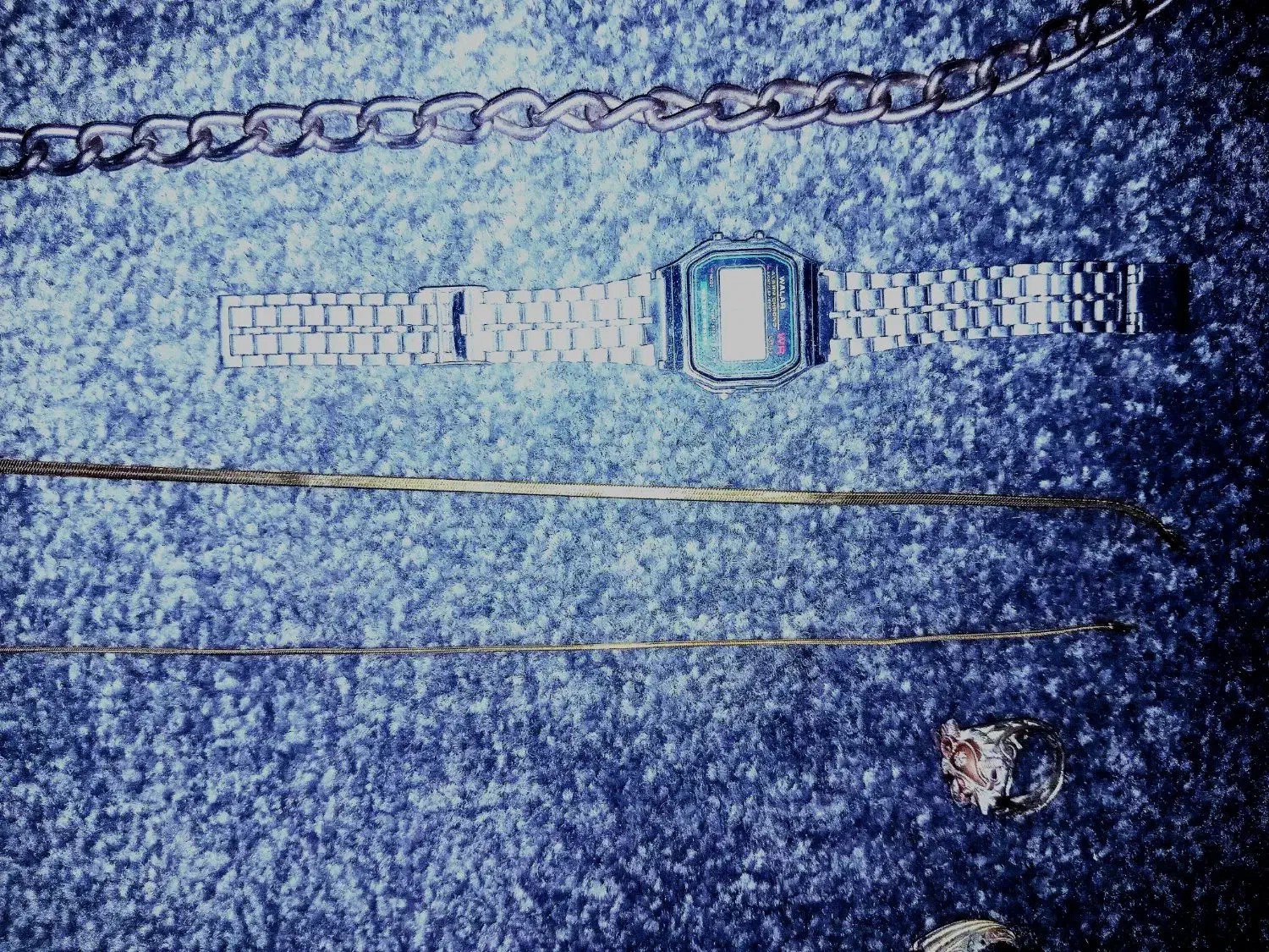 انگشتر .ساعت .گردنبند .زنجیر.و دسکش بازی|ساعت|یاسوج, |دیوار