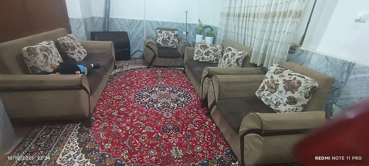 مبل هفت نفره به همراه میز جلو مبلی|مبلمان خانگی و میز عسلی|گنبد کاووس, |دیوار