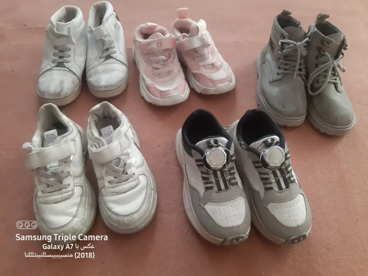 لباس وکفش|کیف، کفش، کمربند|کاشمر, |دیوار