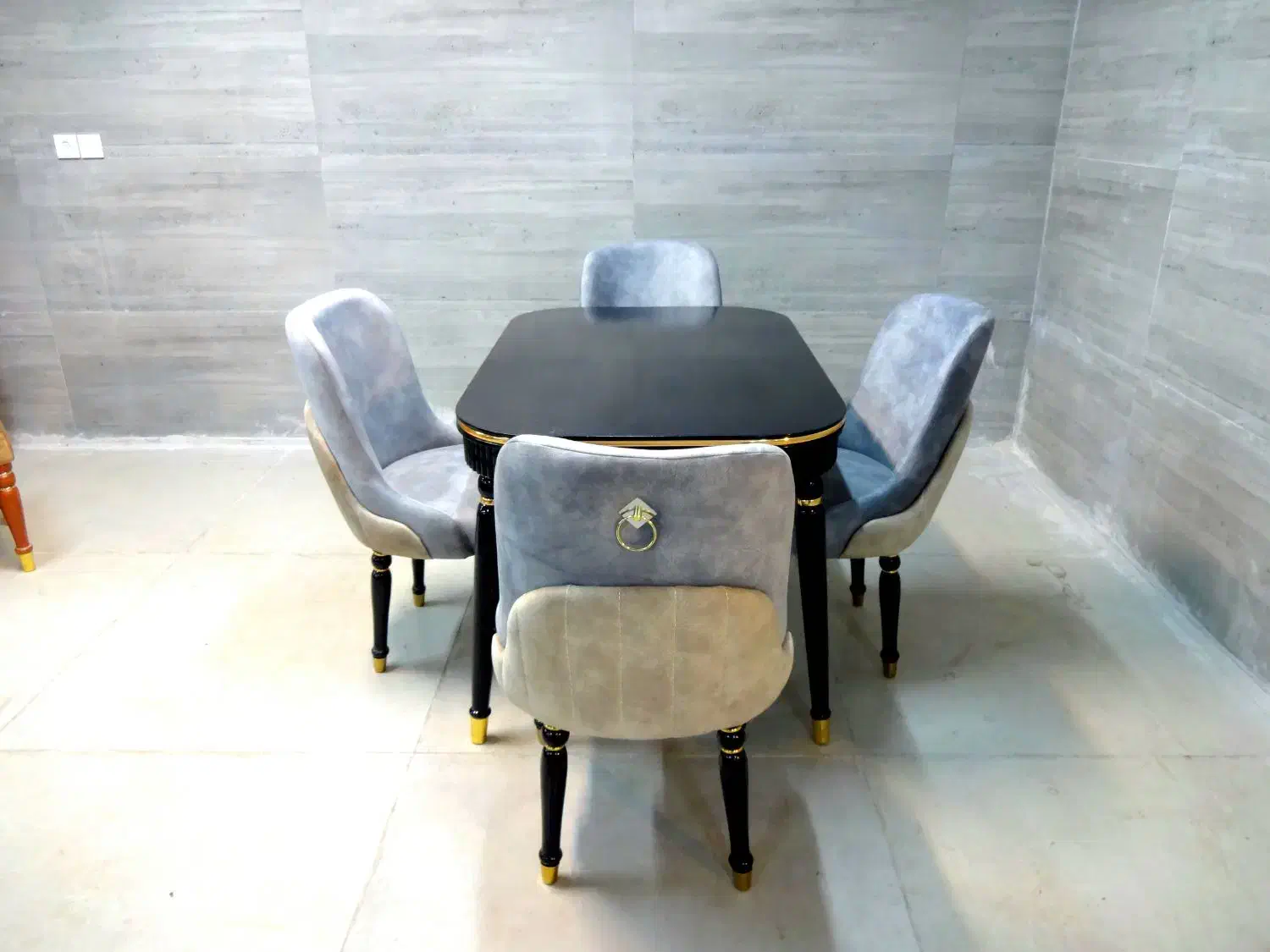 ناهارخوری فلور ( طرح تعویض ناهارخوری )|میز و صندلی غذاخوری|اصفهان, جلالیه|دیوار