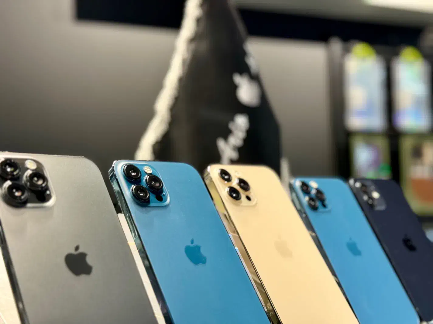 قطب اقساط باروزی۱۰۰تومن تحویل انی بدون چکضامن اپل|موبایل|تهران, گیشا|دیوار