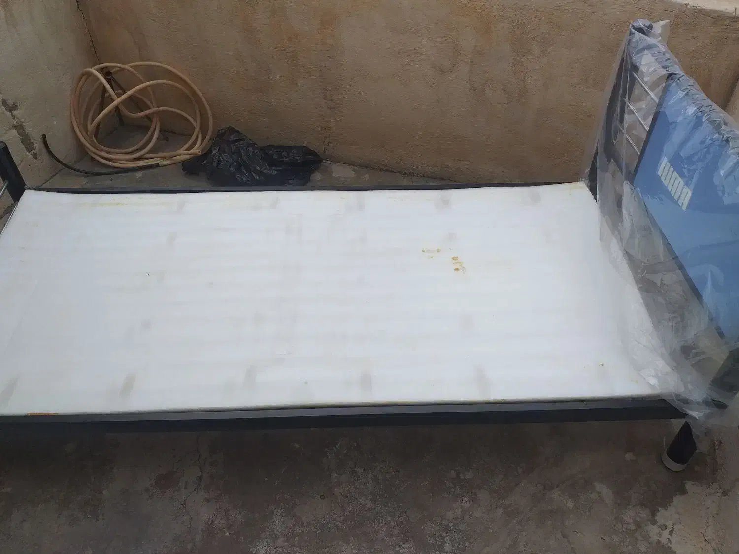 تخت فلزی یک نفره|تشک تختخواب|بندر ماهشهر, |دیوار