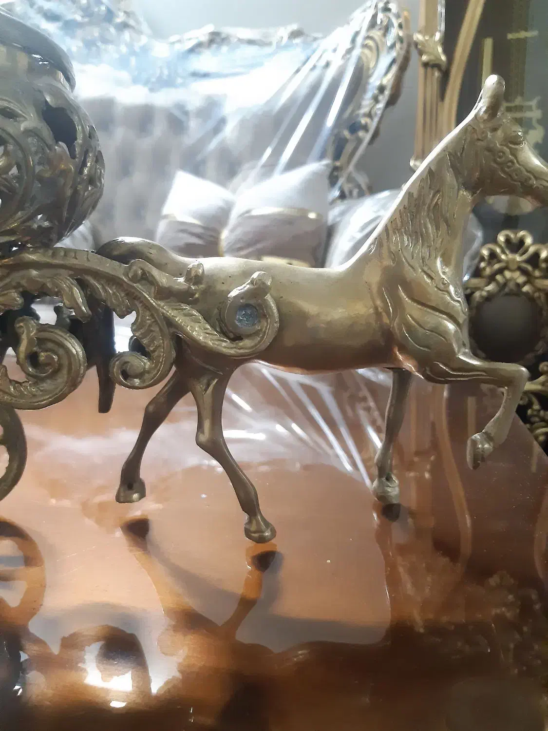 مجسمه برنجی|مجسمه، تندیس، ماکت|ورامین, خیر آباد|دیوار