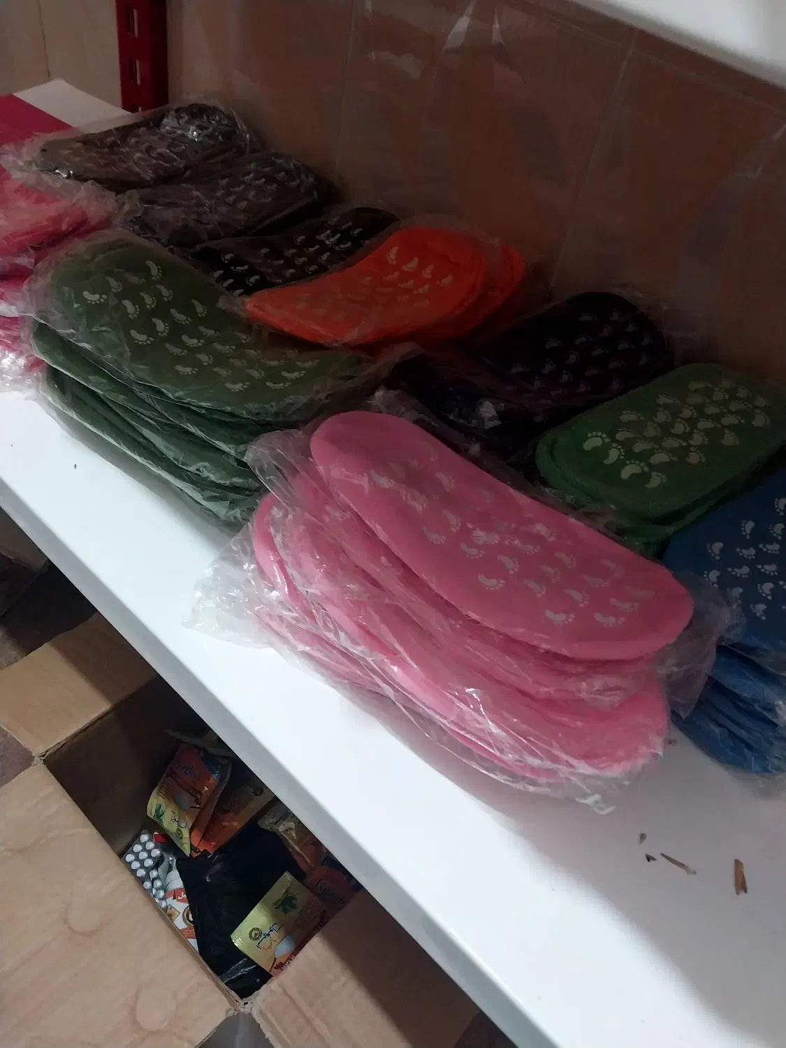 شهدالعسل وجوراب سلکنی موجود هست|آرایشی، بهداشتی، درمانی|میناب, |دیوار