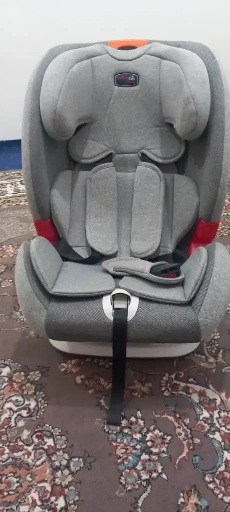 صندلی ماشین کودک فقط یکبار استفاده شده|تخت و صندلی بچه|دزفول, |دیوار