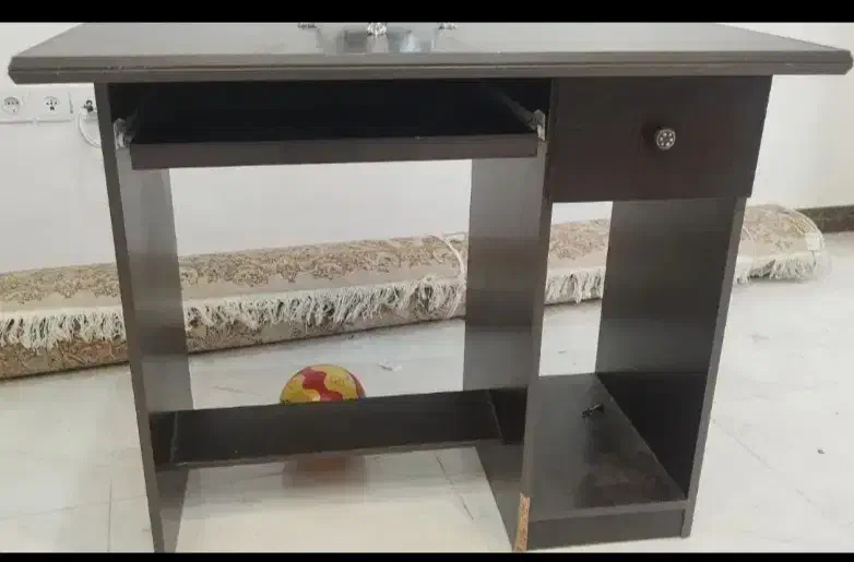 میزکامپیوتر|میز تحریر و کامپیوتر|لاهیجان, شهرک جانبازان|دیوار