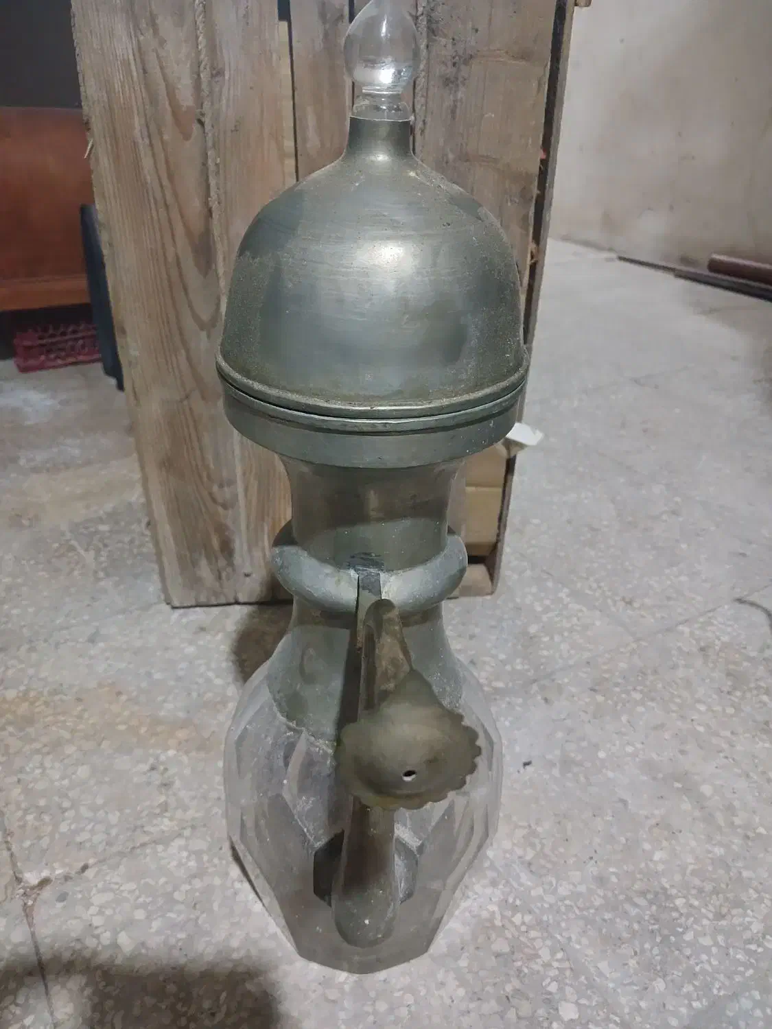 گلابدان سنه ۱۲۵۰ عتیقه|کلکسیون اشیاء عتیقه|یزد, |دیوار