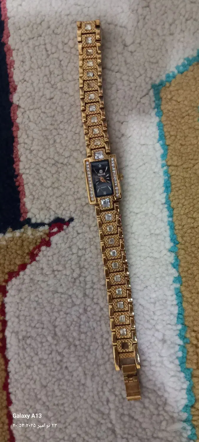 ساعت سویستار|ساعت|جوانرود, |دیوار