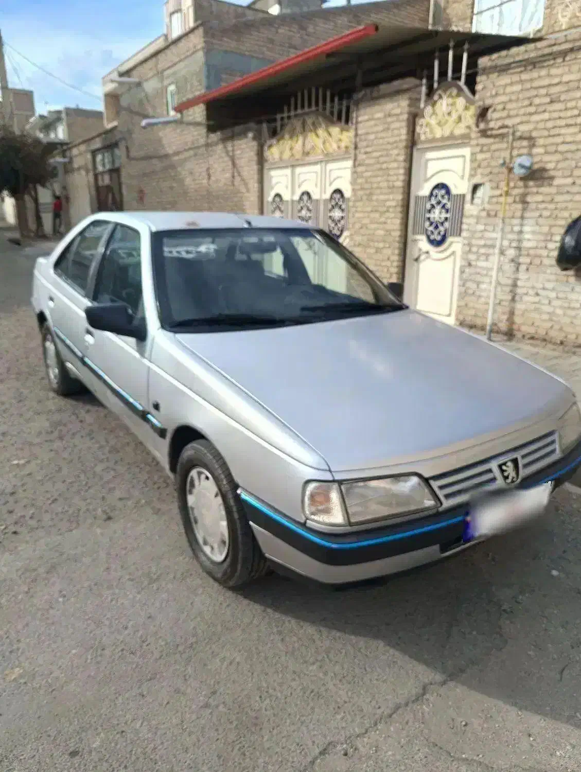 پژو ۴۰۵ دوگانه مدل ۸۵ معاوضه بالاتر|خودرو سواری و وانت|اهر, |دیوار