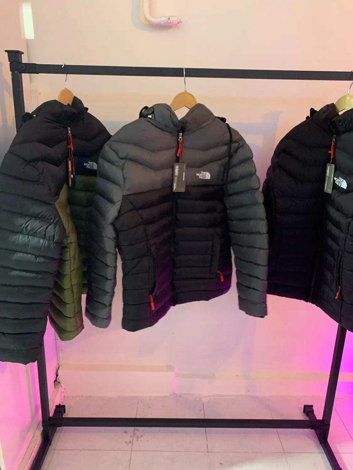 کاپشن نورث فیس|لباس|رودهن, |دیوار