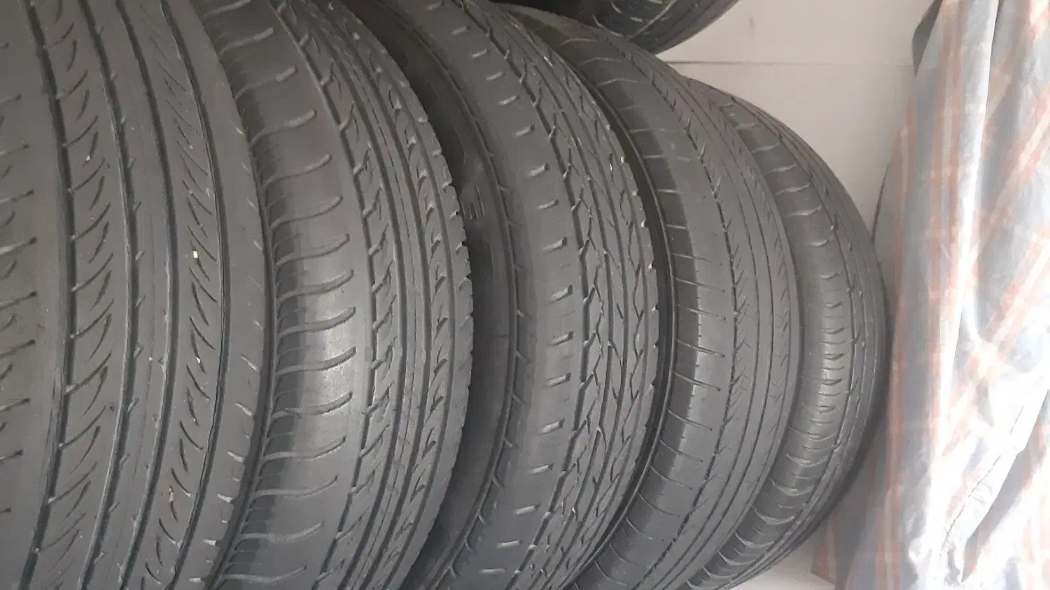 انواع لاستیک ۱۳ و۱۴ و۱۵ و۱۶بفروش میرسد|خدمات موتور و ماشین|صدرا-فارس, فاز ۱|دیوار