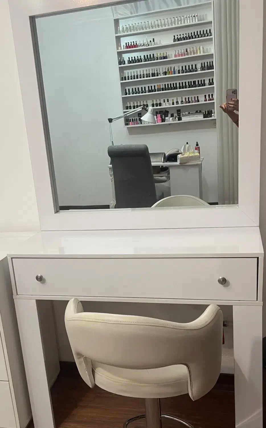 فروش اینه و کنسول|آرایشگاه و سالن‌های زیبایی|قائم‌شهر, |دیوار